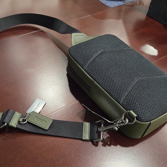 Coach Sullivan Pack In Signature Leather (Gunmetal/Dark Shamrock) - Picture 10 of 12